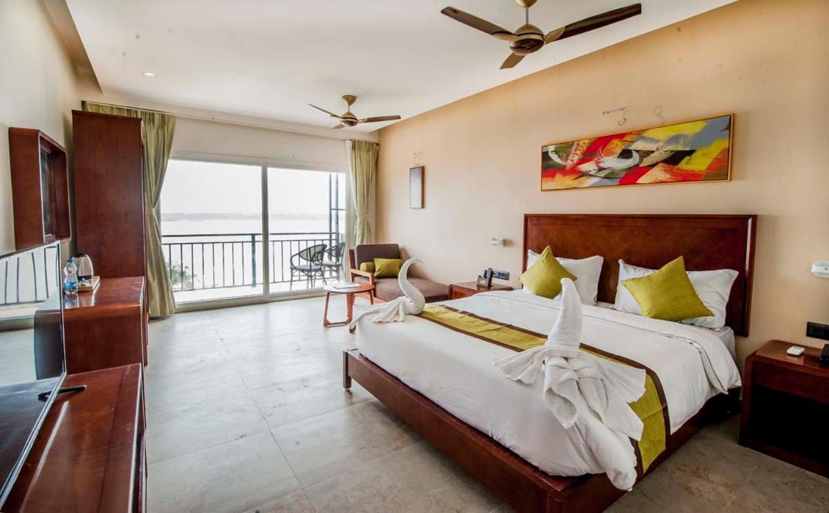 Hotel Sonar Bangla Taki Hasnabad 외부 사진